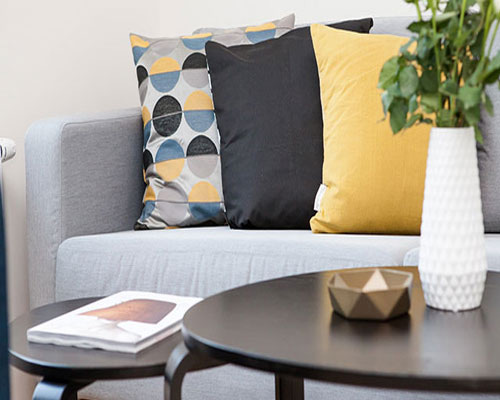 HOME STAGING